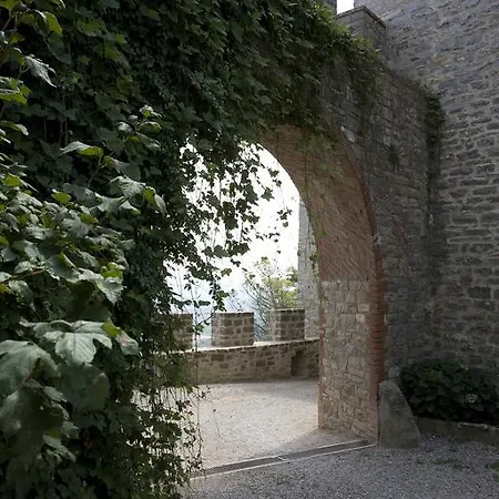 Casetta, Castello Di Montegiove Montegabbione